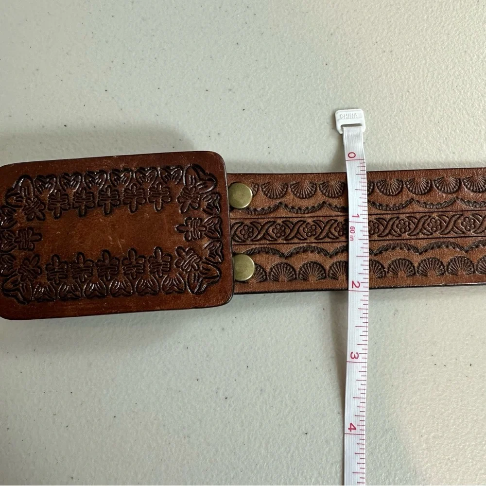 Vintage Brown genuine leather Banana Republic belt circa 1991 - Picture 2 of 6